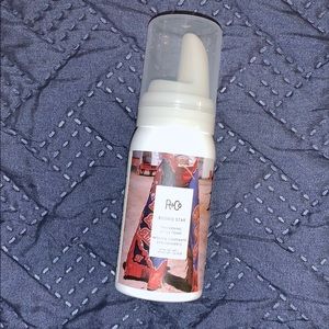 R and Co Rodeo Star Style Foam - 1 oz